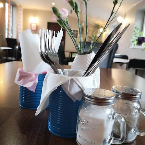 Borowina Bistro Open Times