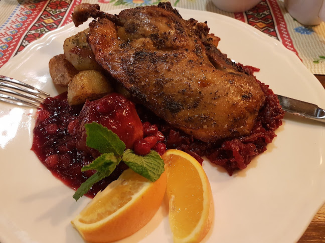 Restauracja Dwór Rozłogi - Gastronomia