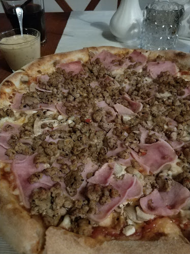 Pizzeria 'Bella Pizza' Phone number