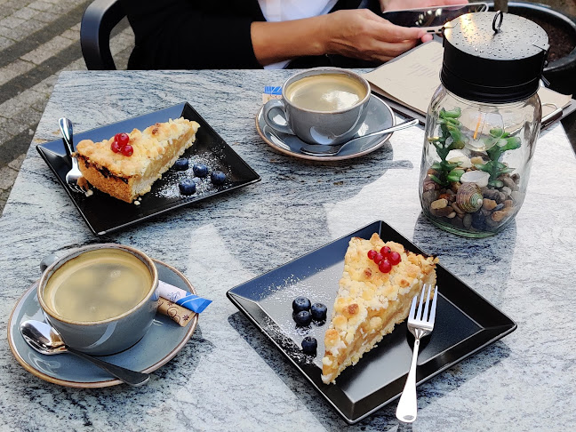 Comentarii opinii despre Cafe pod Koronami