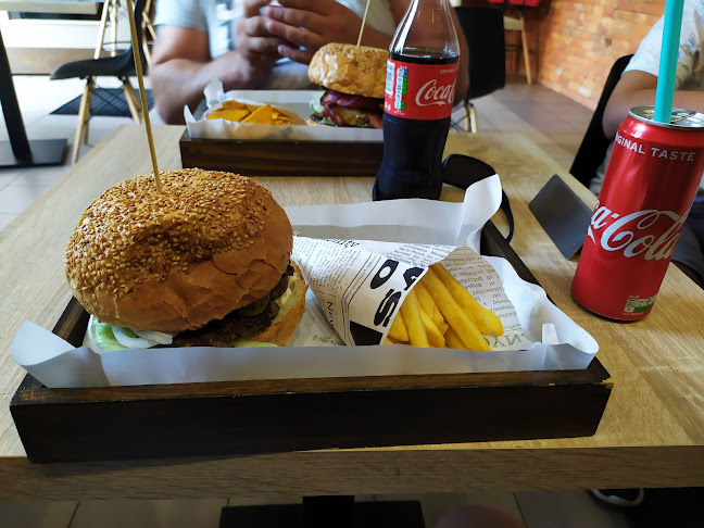 Just Burger Nysa - Gastronomia