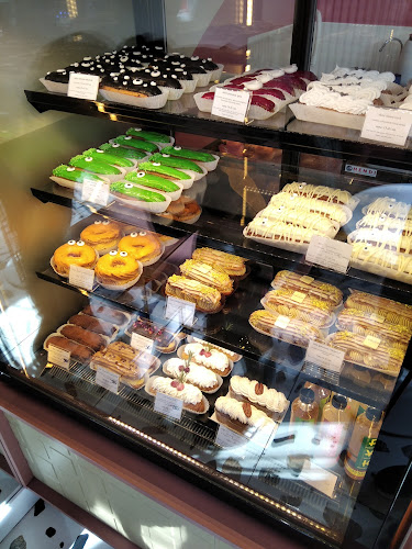 Opinii despre Ekler Poznań în Poznań - Gastronomia