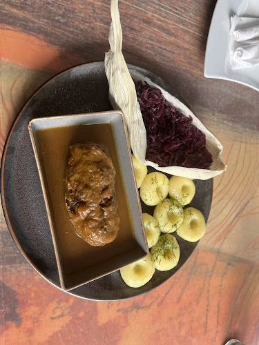 Rogata. Kuchnia lokalna. Kuchnia tradycyjna. Kuchnia beskidzka. Imprezy okolicznościowe.Rezerwacje firmowe. - Gastronomia