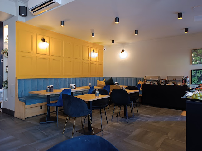 Cafe pod Koronami - Gastronomia