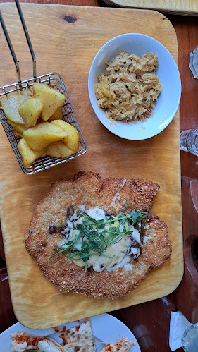 Osiedle Złotego Wieku 84, 31-618 Kraków