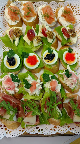 Ficowskiego 5, 01-747 Warszawa