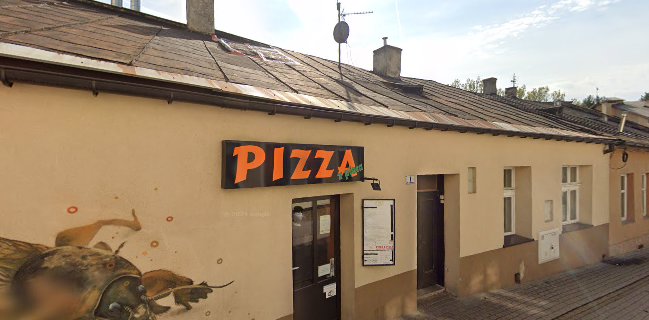 Pizza z pieca opalanego drewnem