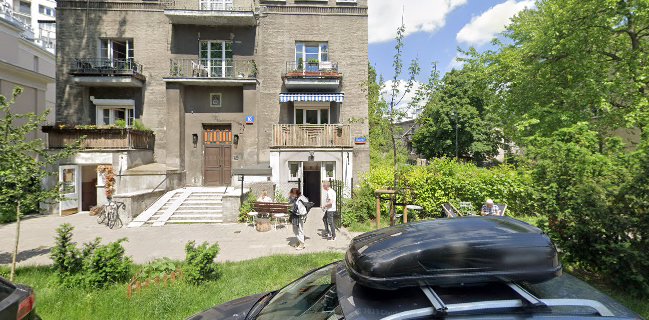 Opinii despre HAŁAS Coffee+Vinyl în Warszawa - Gastronomia