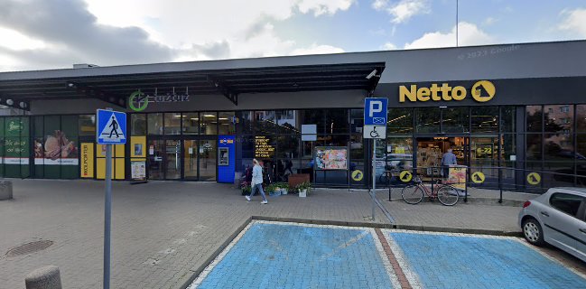 Skwer Handlowy - Piekarnia Cukiernia Maxi